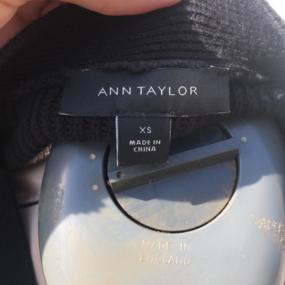 Ann Taylor XS button up sweater - Picture 5 of 5